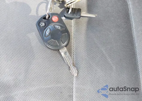 2011 Ford Escape Xlt z USA, uszkodzony, nr VIN 1FMCU9D72BKA12103